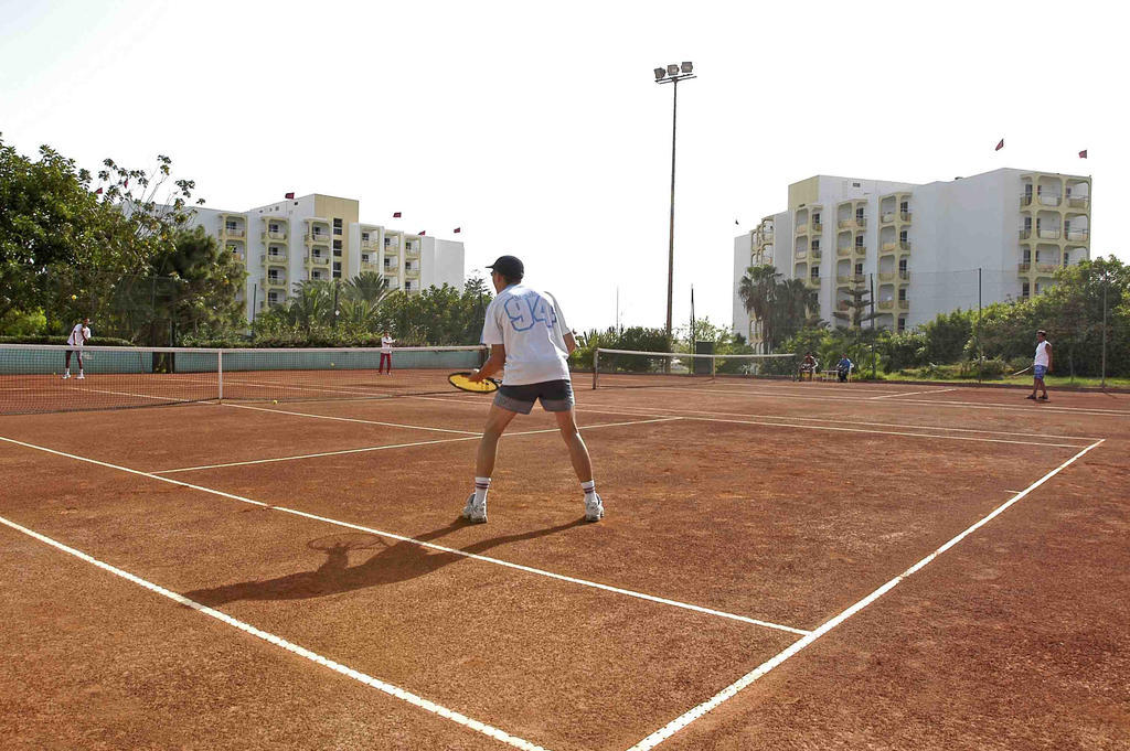 ホテル ケンジ ヨーロッパ アガディール 設備 写真 Tennis court