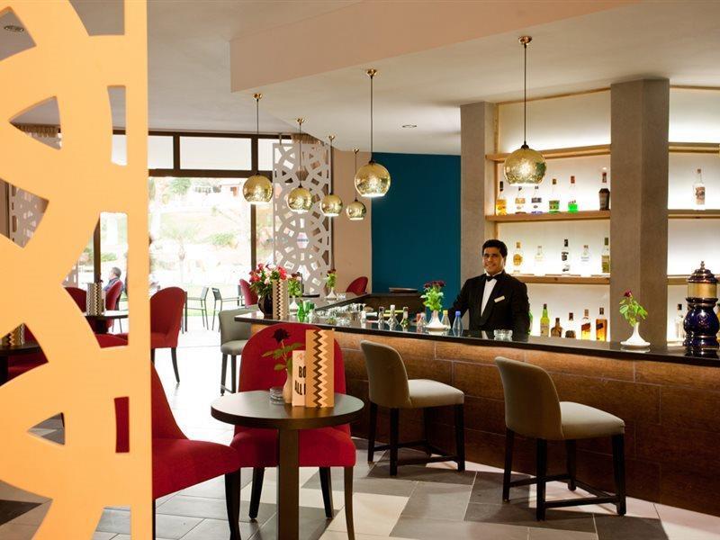 ホテル ケンジ ヨーロッパ アガディール エクステリア 写真 The bar at the hotel