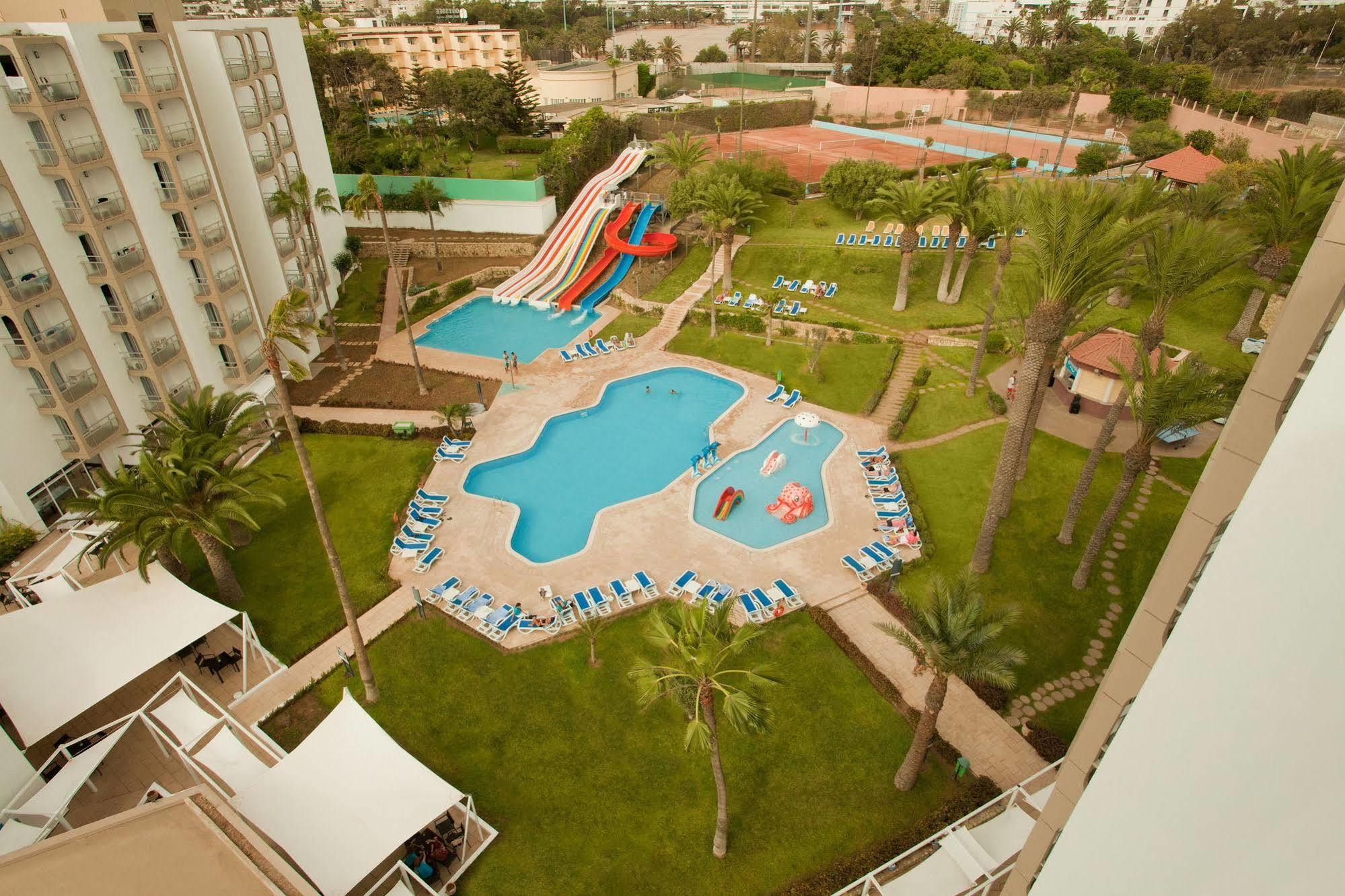ホテル ケンジ ヨーロッパ アガディール エクステリア 写真 Aerial view of the hotel